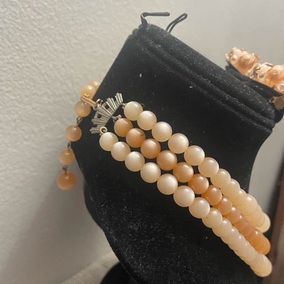 Western Germany 3 tier necklace with earrings to match - Picture 9 of 15